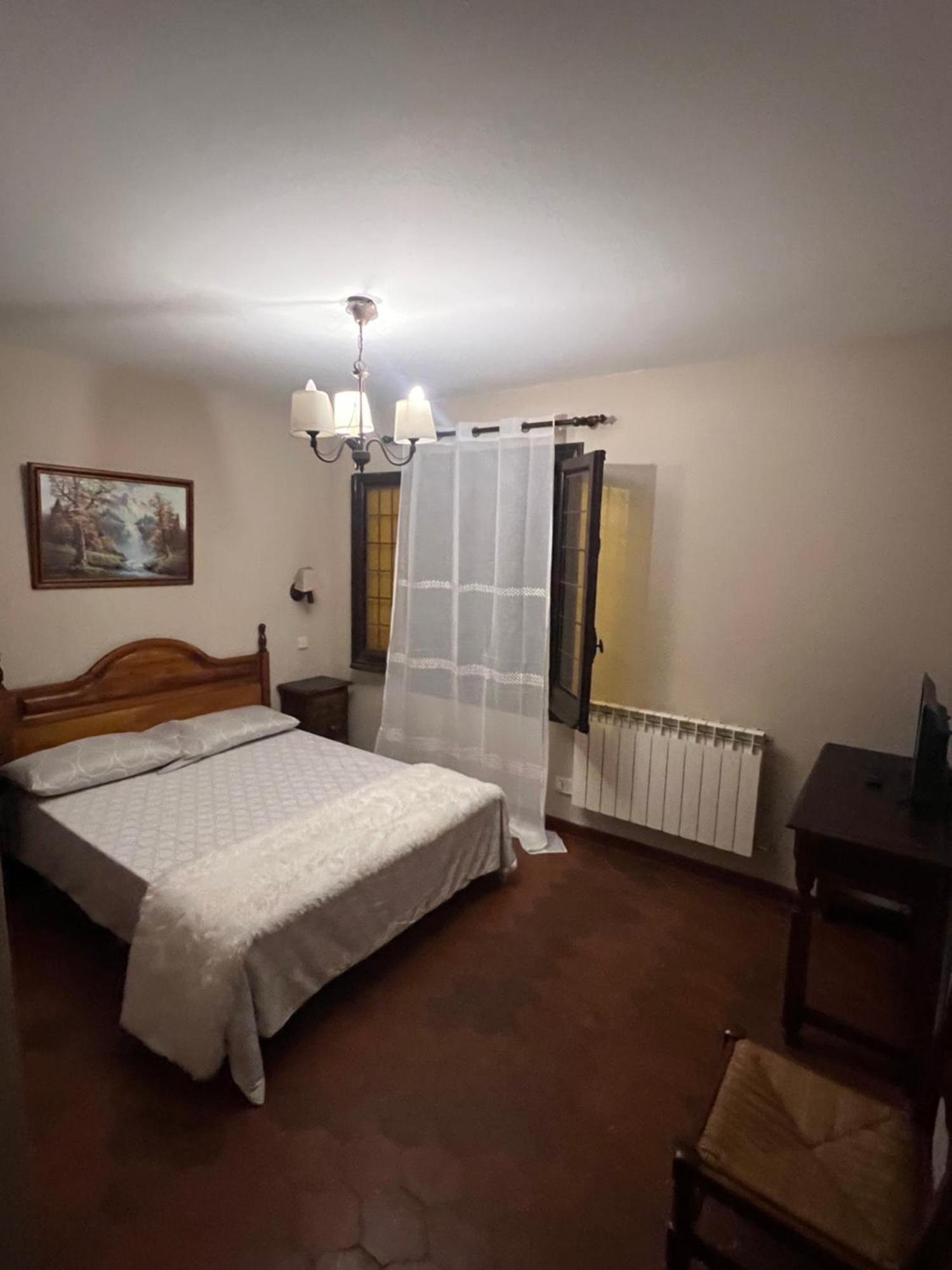 Готель Hostal Sabor Fusion La Pradera de Navalhorno Екстер'єр фото